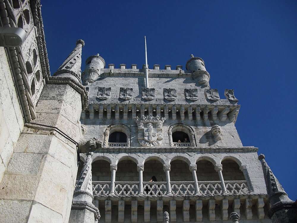 Dekorationen des Turms von Belem in Lissabon
