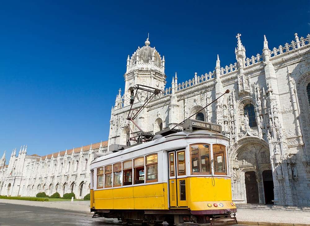 Wie kommt man zum Hieronymus-Kloster in Lissabon?