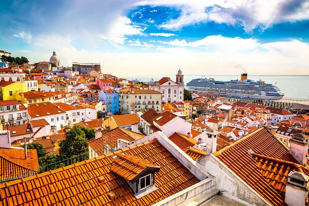 Miradouro das Portas do Sol à Lisbonne au Portugal